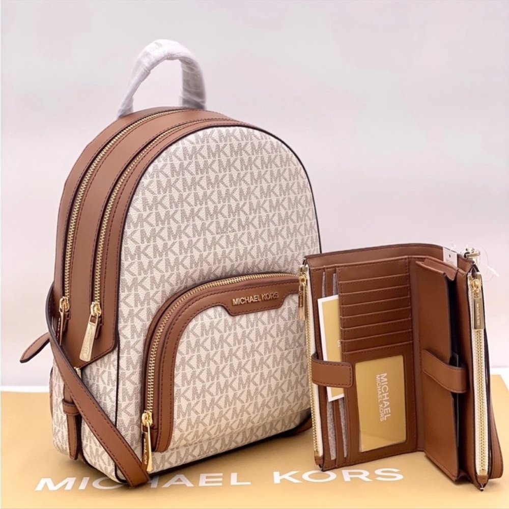MICHAEL KORS JAYCEE MEDIUM BACKPACK and Wallet Set VANILLA